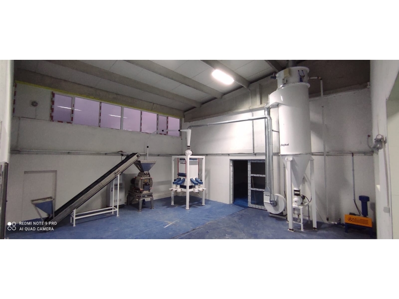 SPICE CRUSHING AND SCREENING PLANT